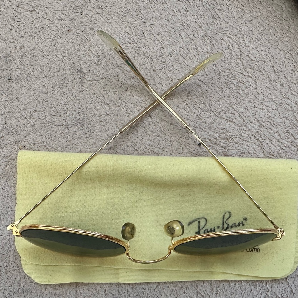 Ray-Ban W0976 Vintage Classic Gold Frame Sunglasses w/ Gray/Green glass Lenses - Picture 5 of 9